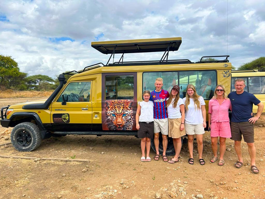 Tanzania Safari Source Small Group Safari vs Exclusive Safari Experience: Which Adventure Is Right for You? Tanzania Safari Source Small Group Safari vs Exclusive Safari Experience: Which Adventure Is Right for You?