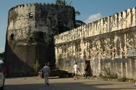Serengeti or Stone Town? Why You Don’t Have to Choose for Your Next Holiday Serengeti or Stone Town? Why You Don’t Have to Choose for Your Next Holiday