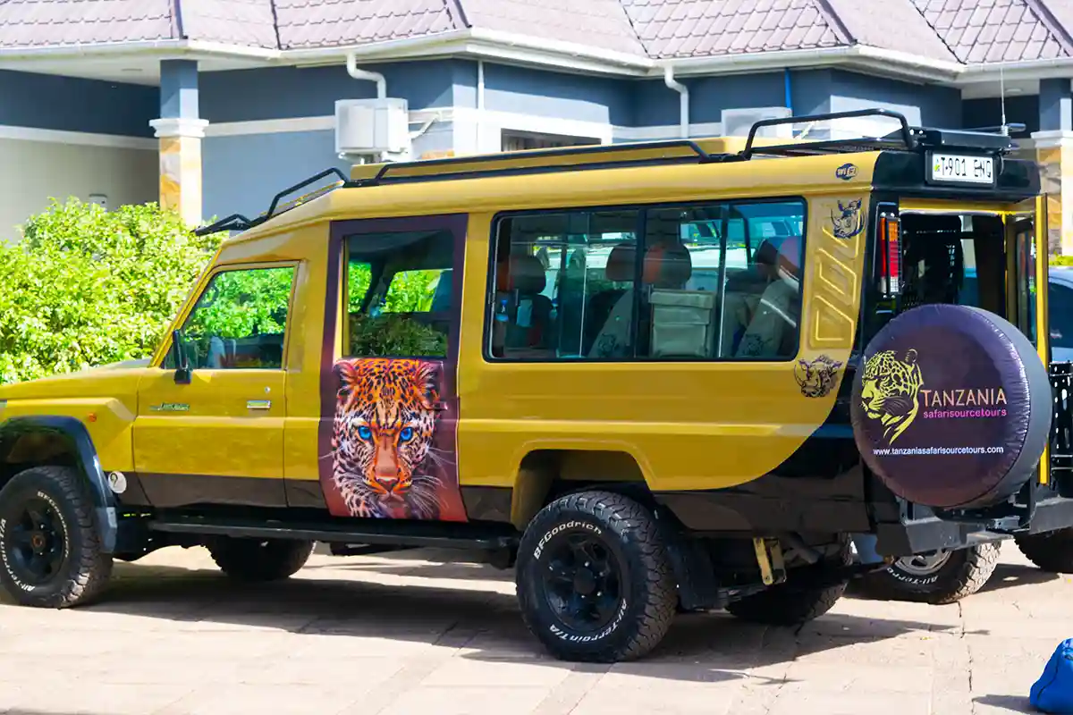 5 Days Budget Safari Tanzania Serengeti Tarangire Lake Manyara Lake Eyasi